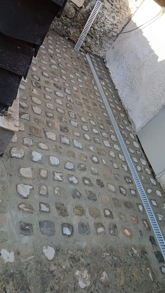 pose paves monfort-l-armaury