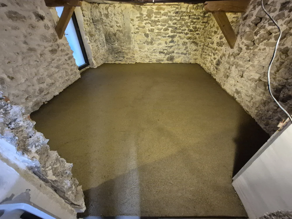 Création d'une chape intérieur a Triel Sur Seine 78510 - vue generale