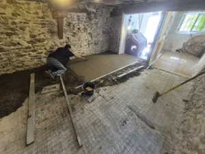 Création d'une chape intérieur a Triel Sur Seine 78510 - en cours